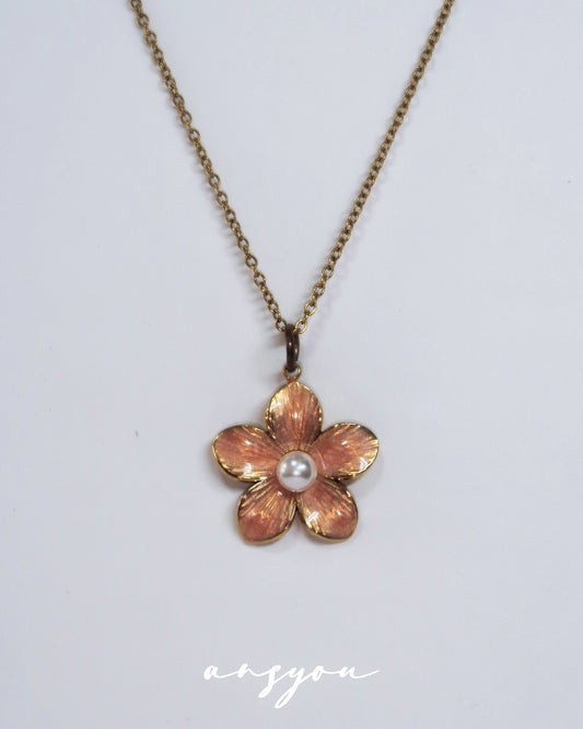 Blossom Pearl Necklace