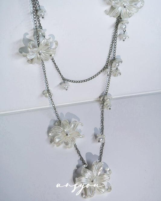 Romantic Floral Wrap Necklace